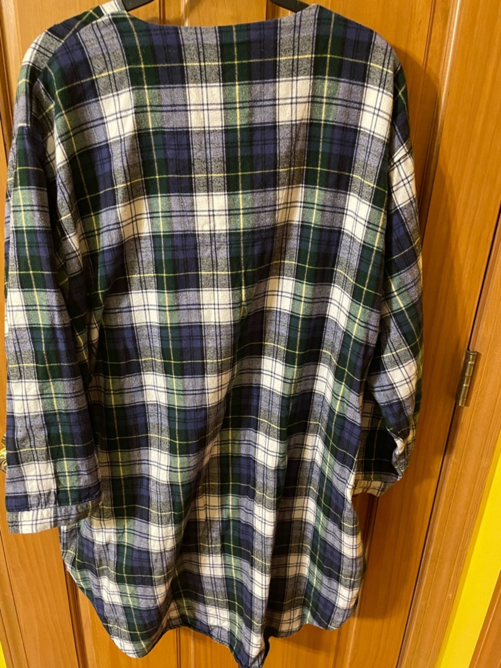 DISNEY NIGHTSHIRT - Picture 3 of 3